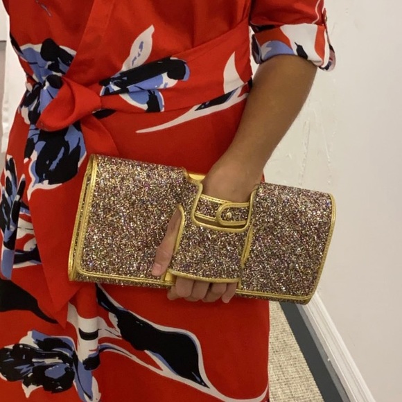 Perrin Paris Glitter Glove Clutch - Picture 8 of 10